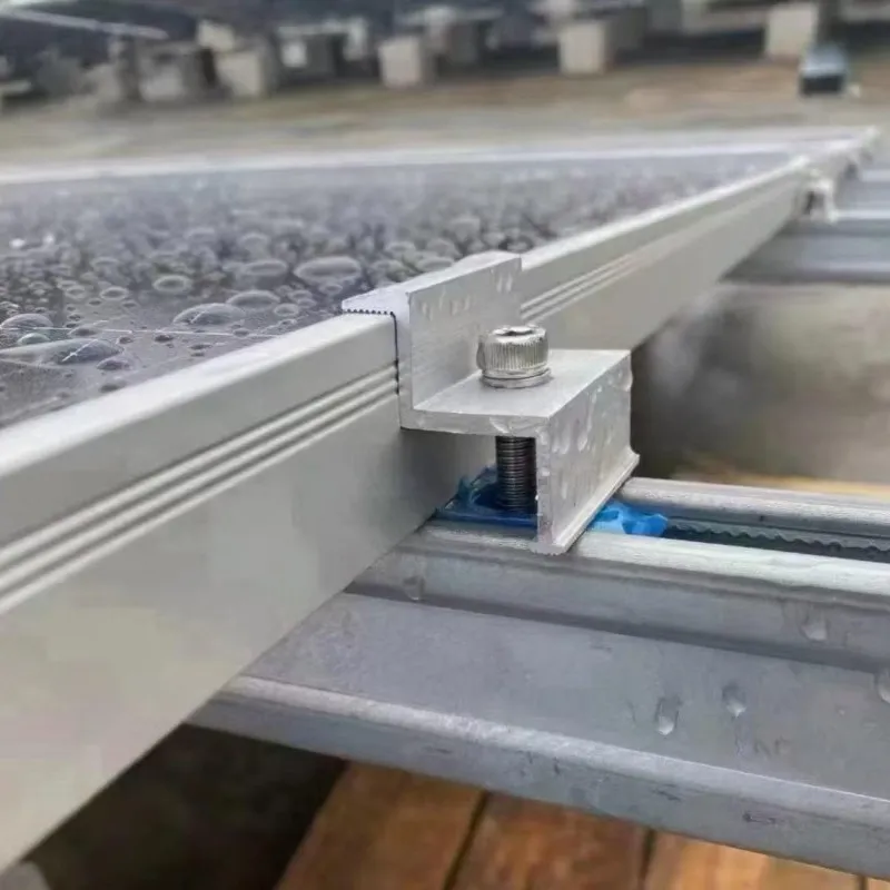 Боковая прижимная планка для фотоэлектрических модулей (2)