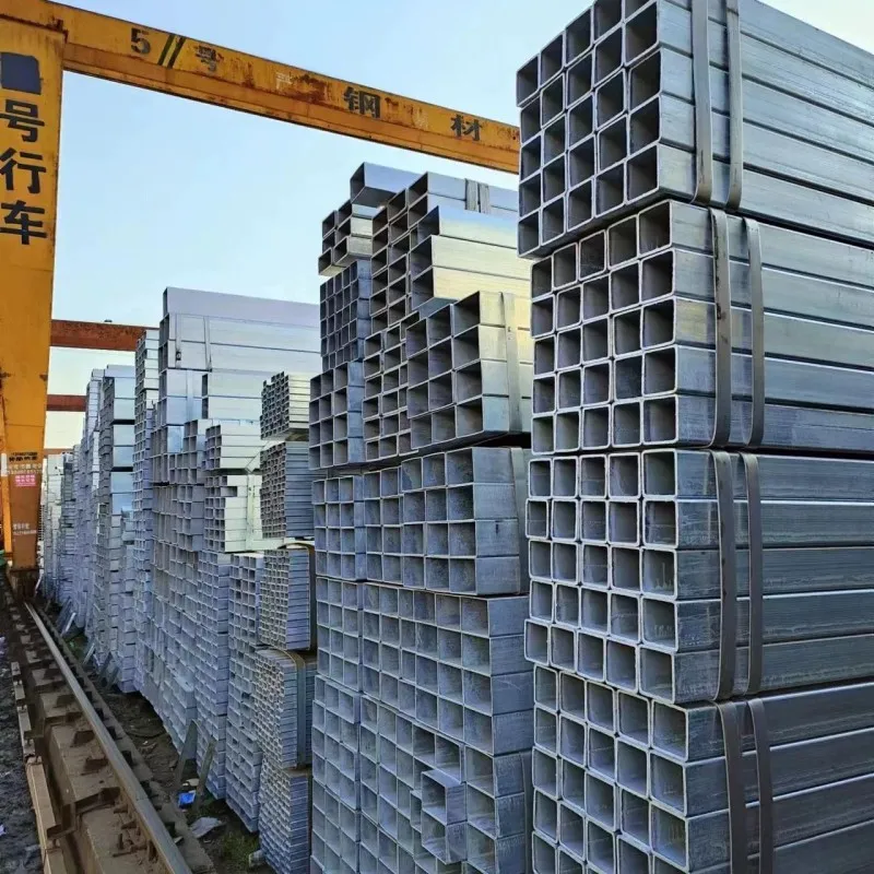 Горячеоцинкованный квадратный стальной профиль - 40×40 мм (1)